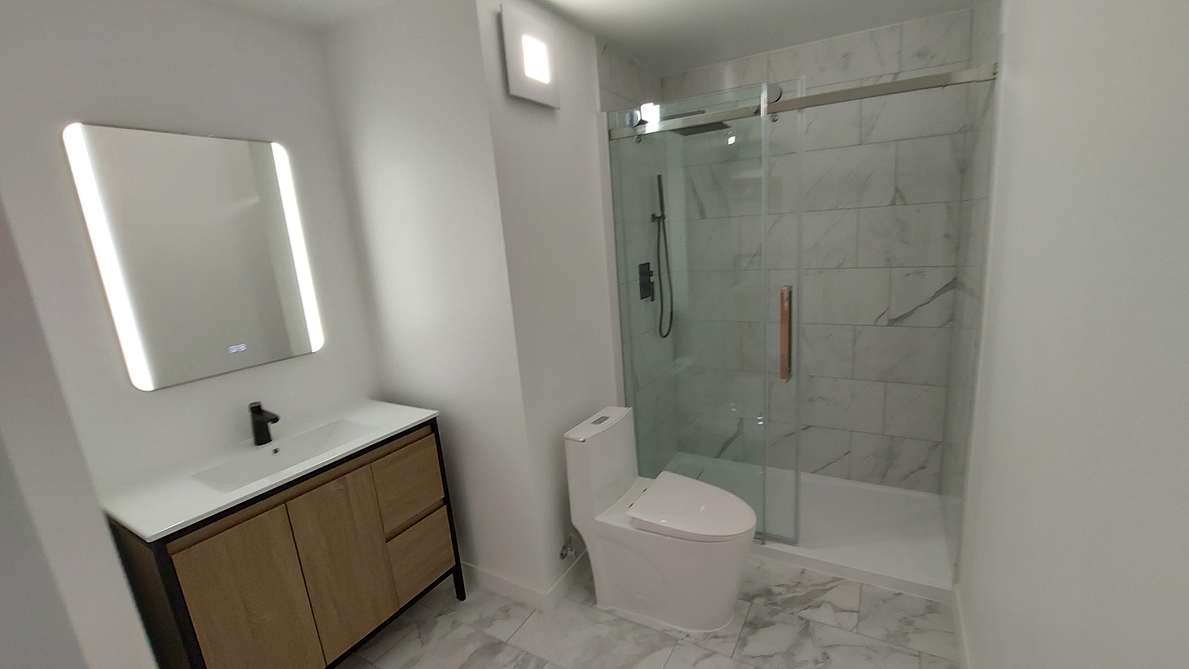 Basement washroom in Manotick, Ottawa